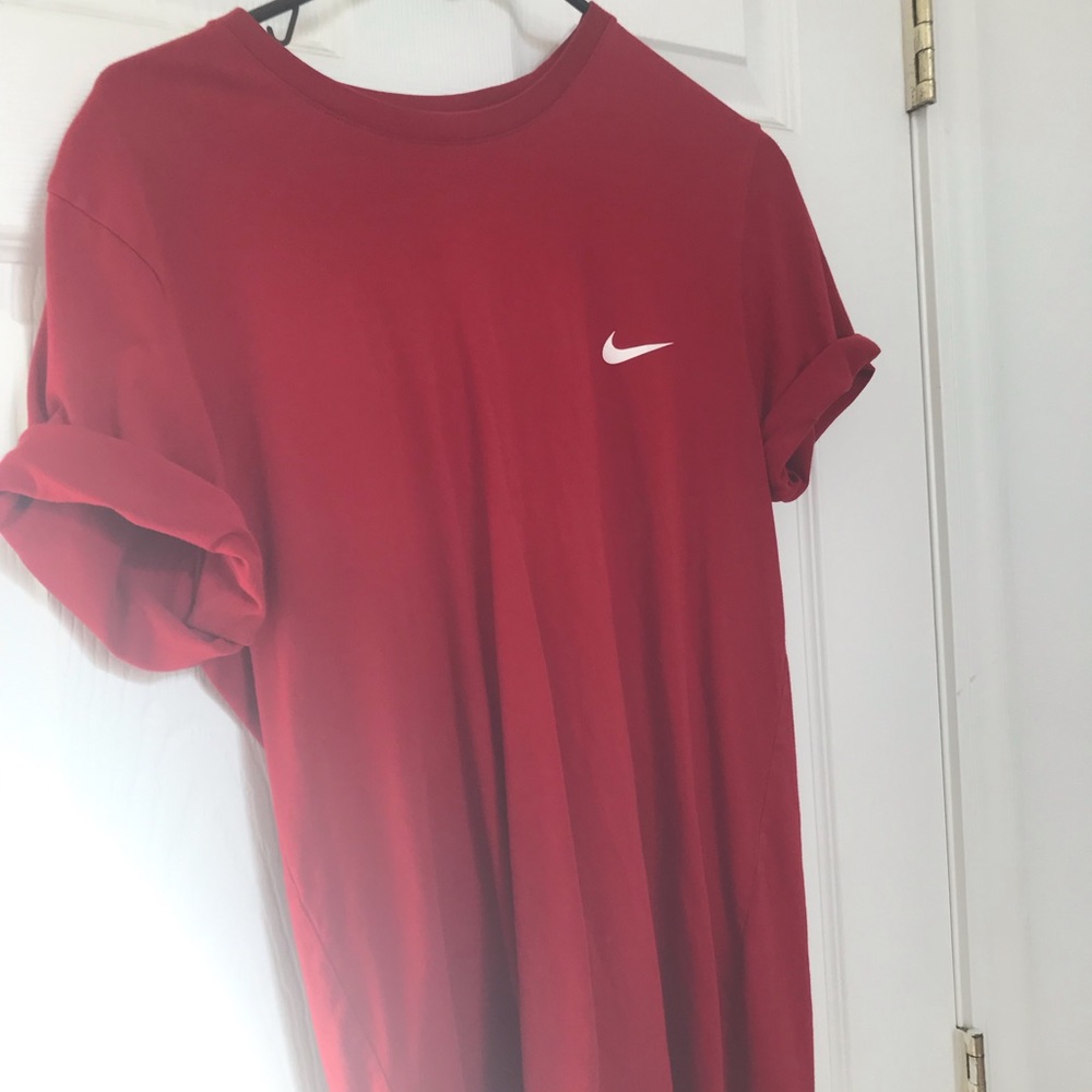 basic red Nike T-shirt